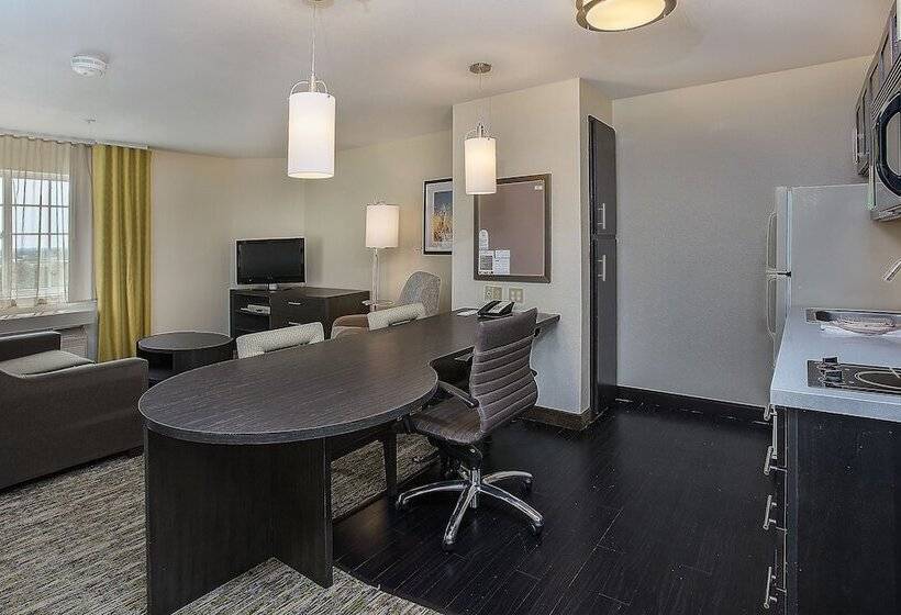 호텔 Candlewood Suites Louisville Airport By Ihg