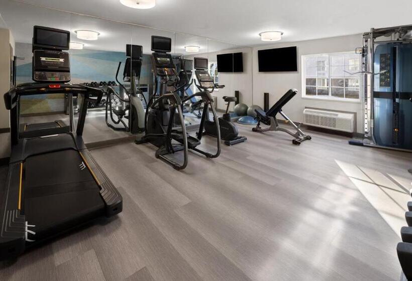 فندق Candlewood Suites Richmond South, An Ihg