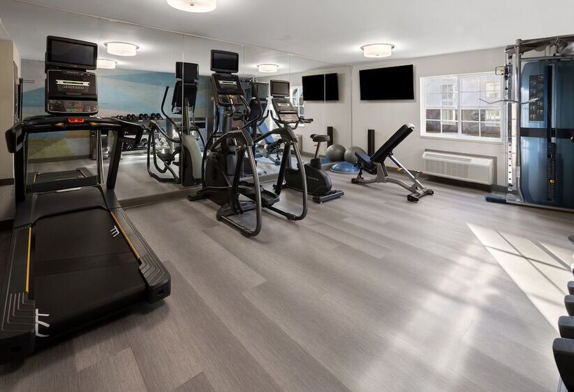 فندق Candlewood Suites Richmond South, An Ihg