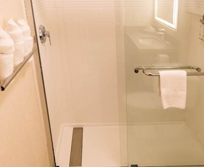 فندق Candlewood Suites Richmond South, An Ihg