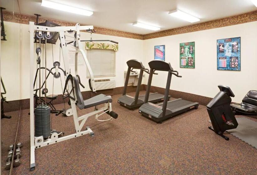 Отель Candlewood Suites Tyler, An Ihg