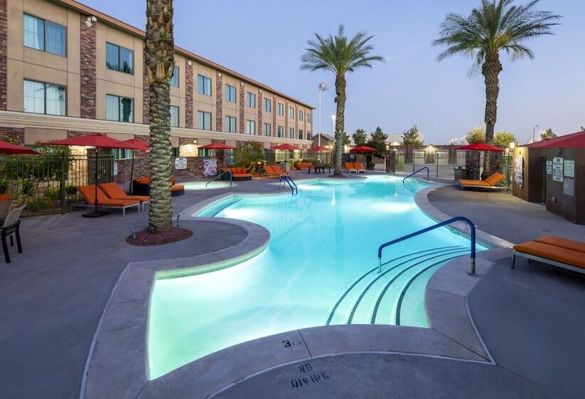 Cannery Hotel & Casino