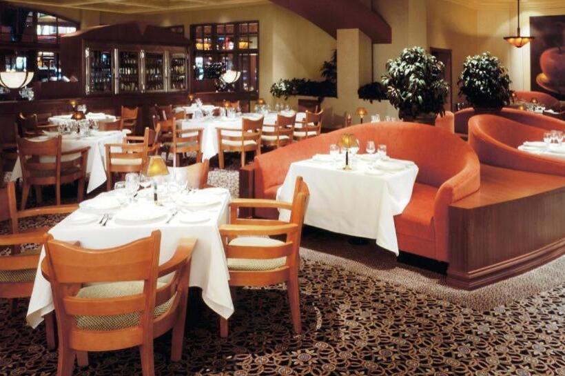 Cannery Hotel & Casino