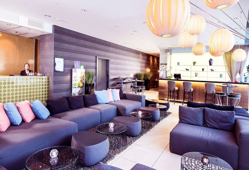 Clarion Collection Hotel Aurora