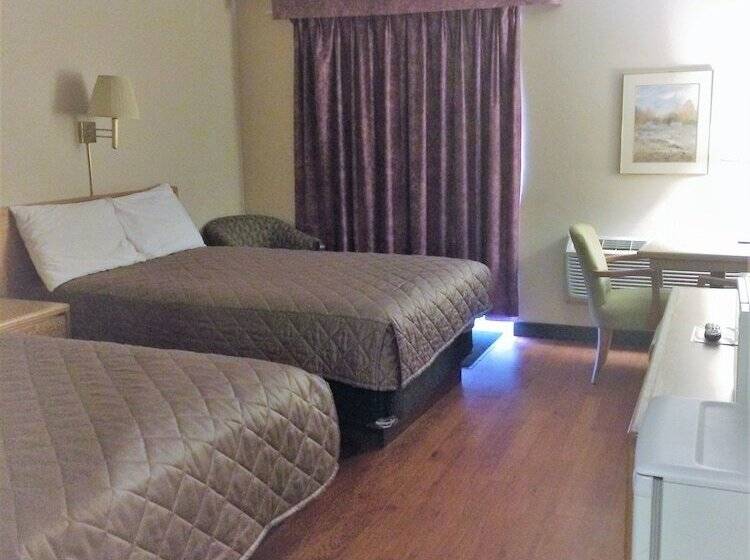 فندق Coastal Inn Sackville