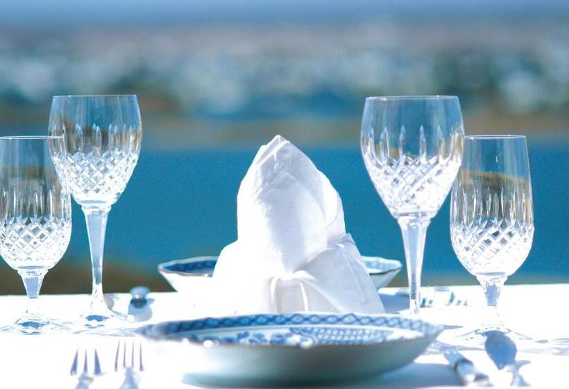 ホテル Colona Castle