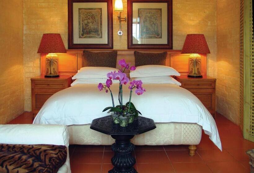 ホテル Colona Castle