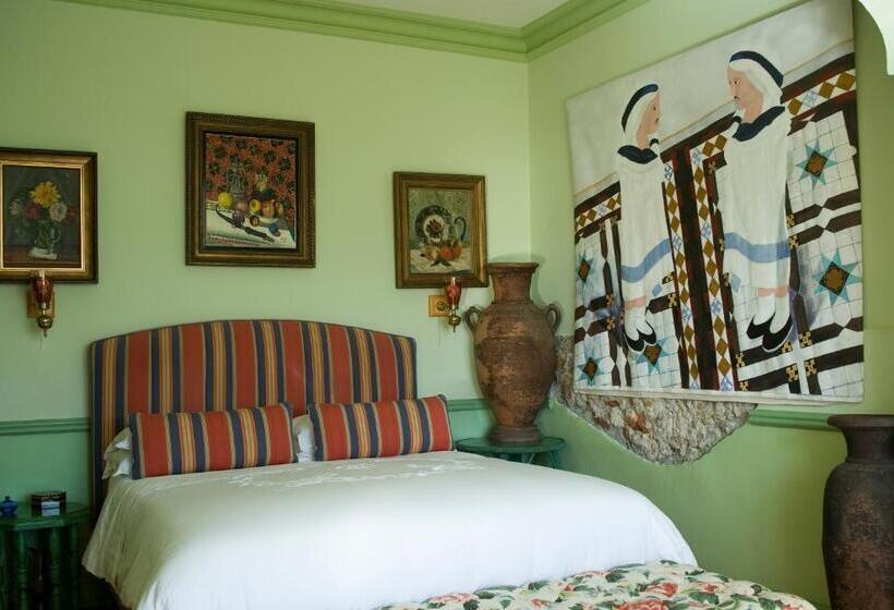 ホテル Colona Castle