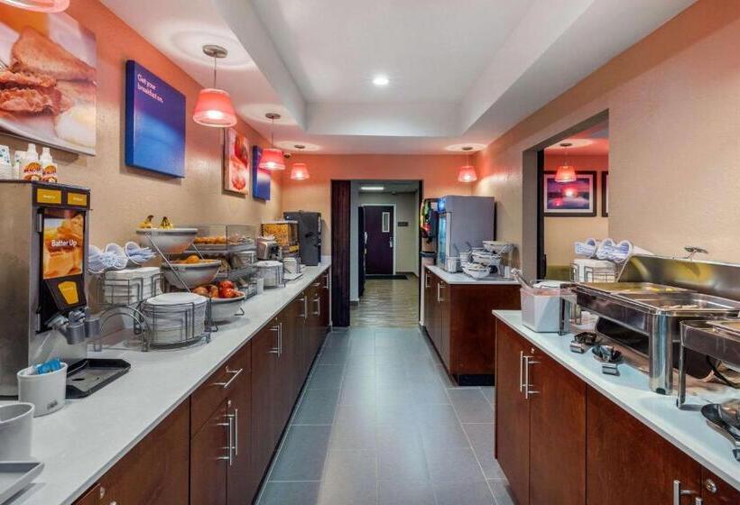 酒店 Comfort Inn & Suites Montgomery East Carmichael Rd