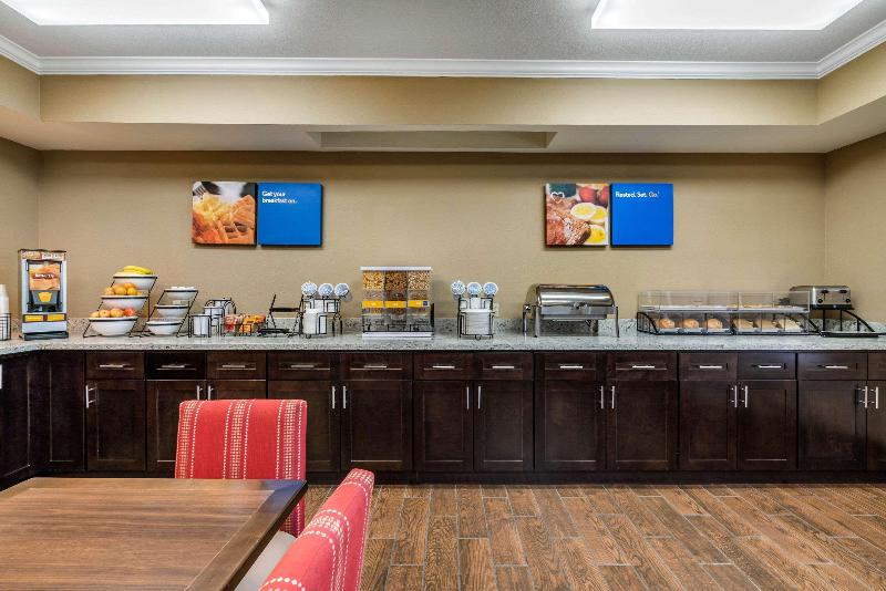 فندق Comfort Inn & Suites Sacramento   University Area