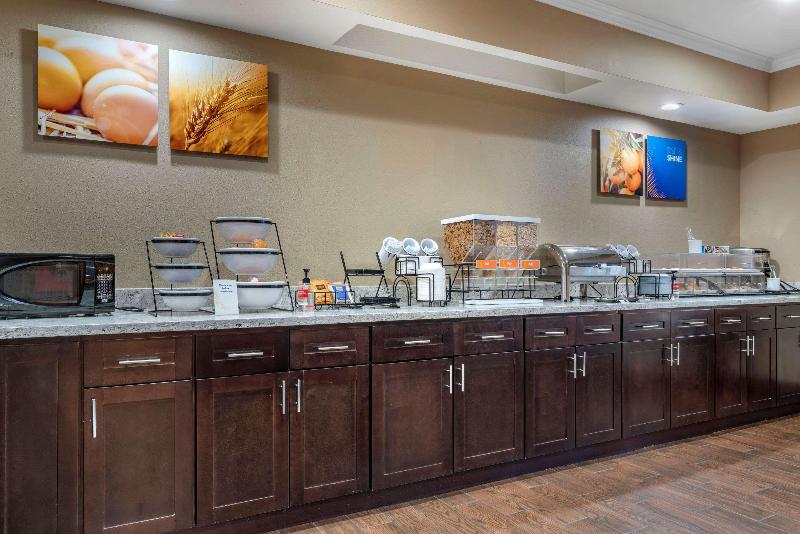 فندق Comfort Inn & Suites Sacramento   University Area