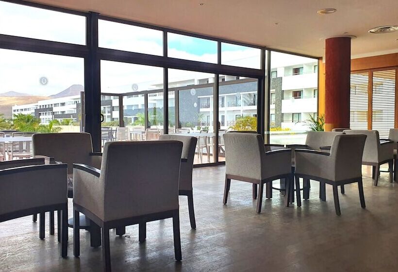 בית מלון כפרי Costa Calero Thalasso & Spa