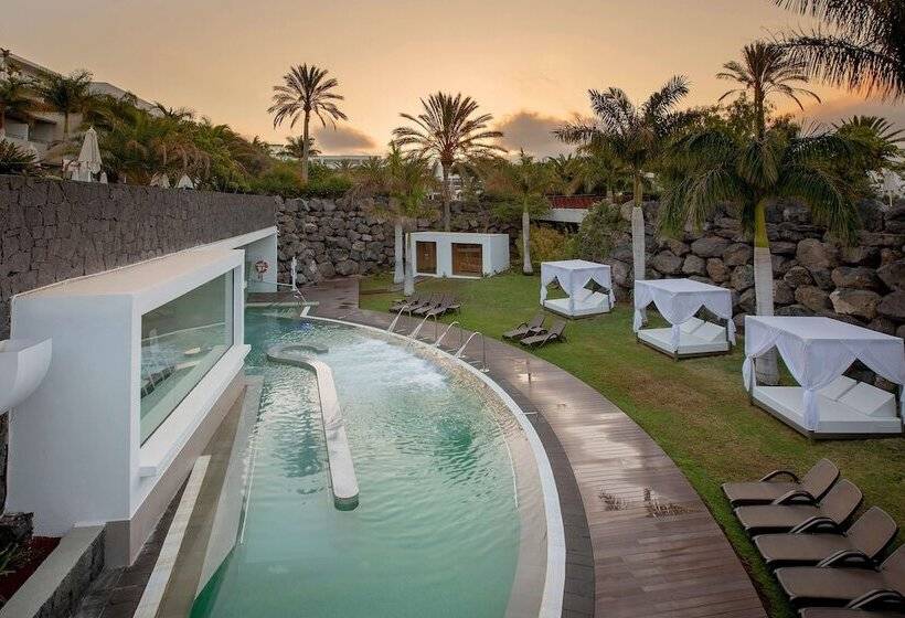 בית מלון כפרי Costa Calero Thalasso & Spa