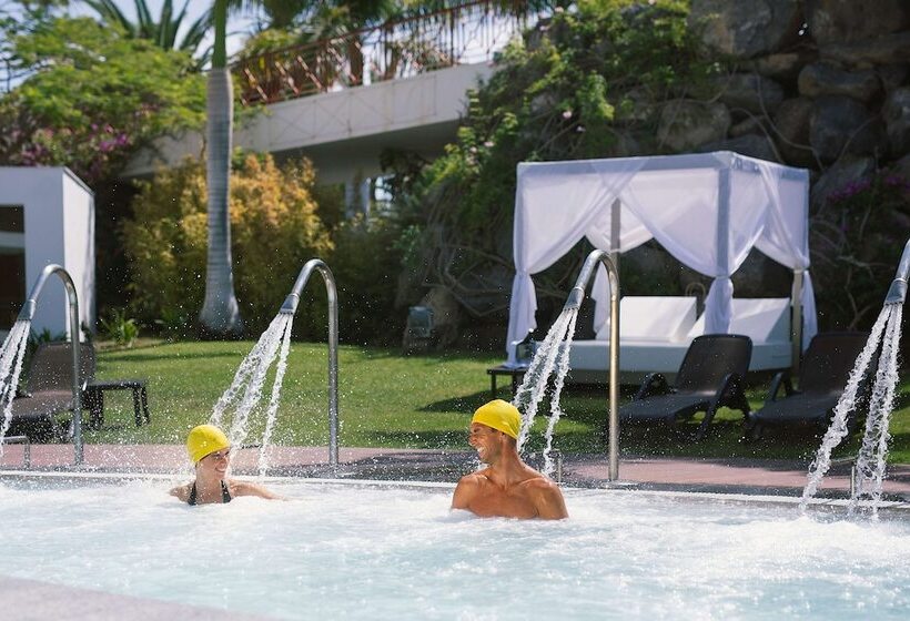 בית מלון כפרי Costa Calero Thalasso & Spa