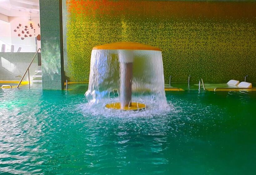 בית מלון כפרי Costa Calero Thalasso & Spa