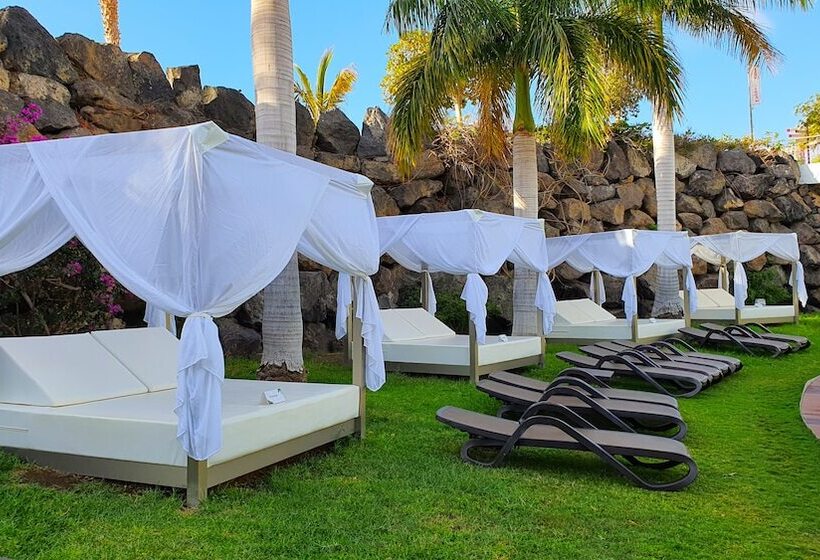 בית מלון כפרי Costa Calero Thalasso & Spa