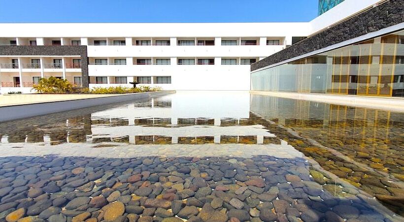 בית מלון כפרי Costa Calero Thalasso & Spa