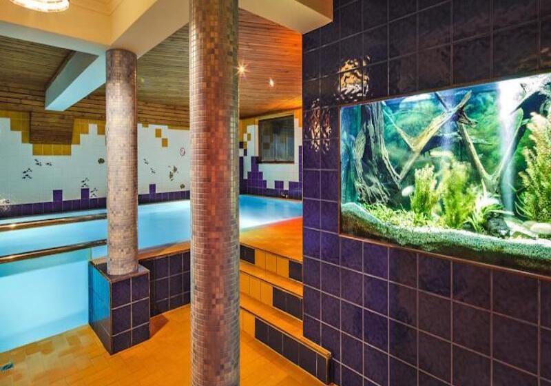 Czarny Potok Klimatyczny Hotel Z Basenem, Jaccuzi I Saunami