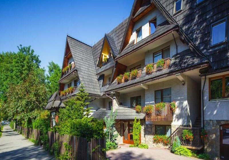 Czarny Potok Klimatyczny Hotel Z Basenem, Jaccuzi I Saunami