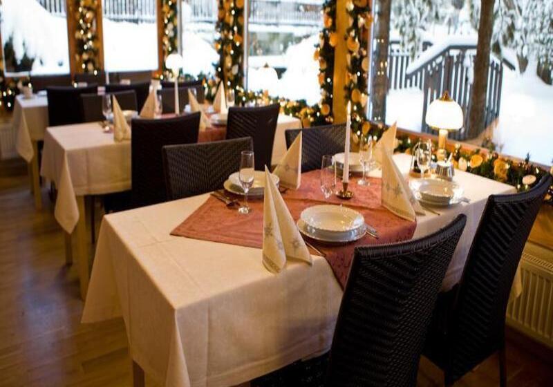 Czarny Potok Klimatyczny Hotel Z Basenem, Jaccuzi I Saunami