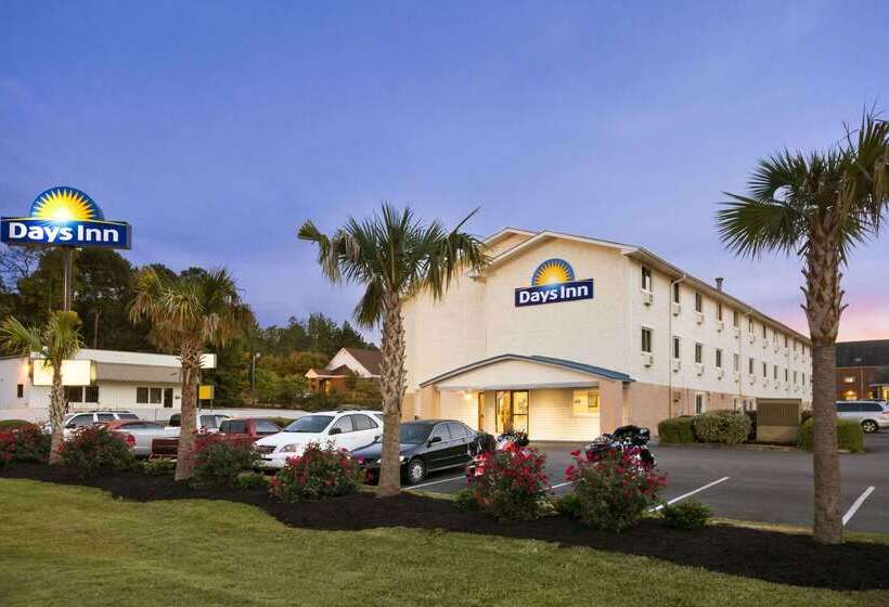 فندق Days Inn By Wyndham Greenwood Sc