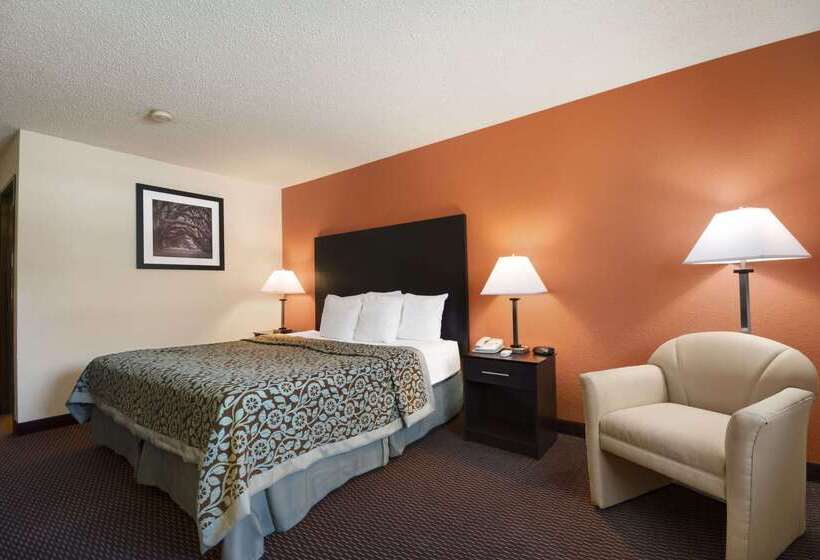 فندق Days Inn By Wyndham Greenwood Sc