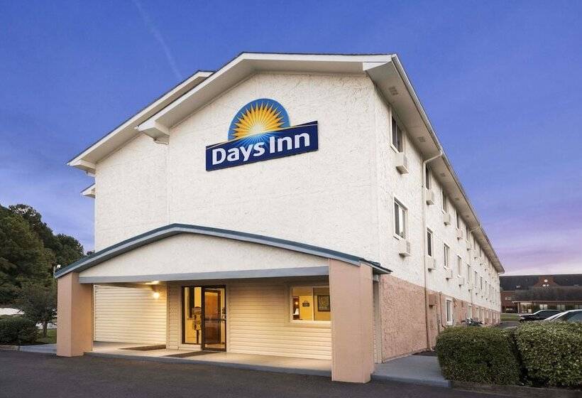 فندق Days Inn By Wyndham Greenwood Sc