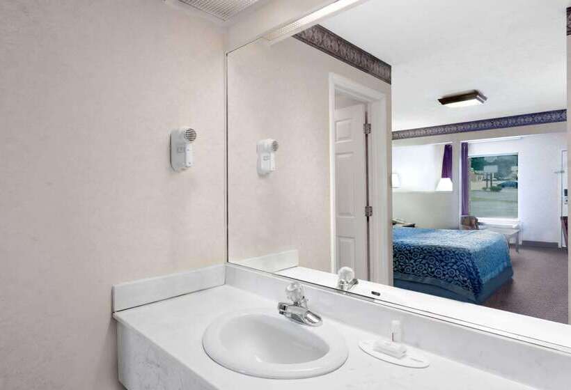 فندق Days Inn By Wyndham Morristown