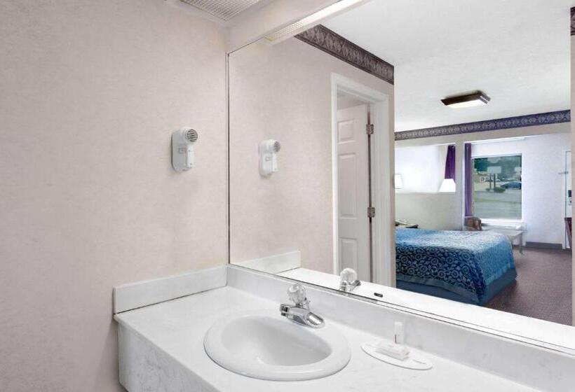 فندق Days Inn By Wyndham Morristown