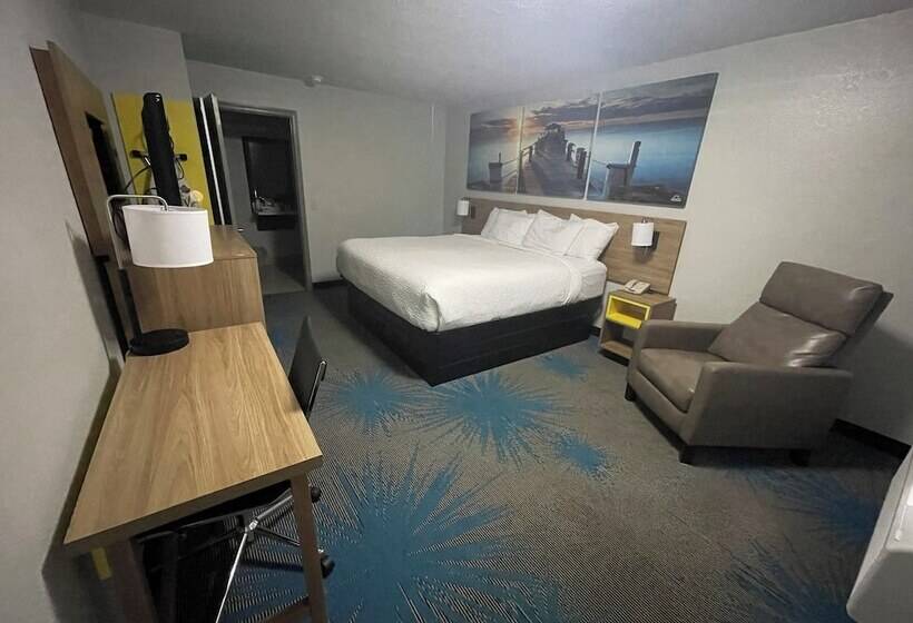 فندق Days Inn By Wyndham Savannah