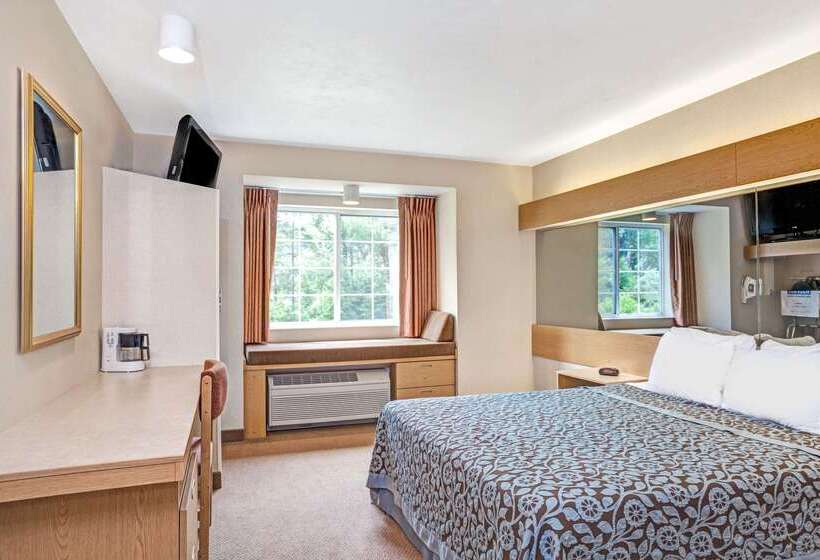 호텔 Days Inn By Wyndham Sturbridge