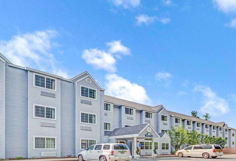 فندق Days Inn By Wyndham Sturbridge