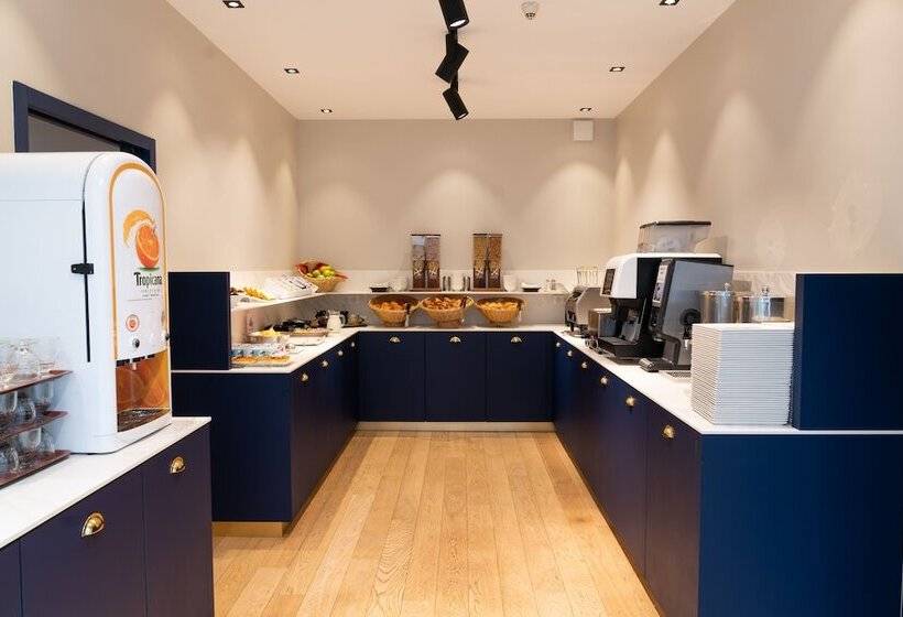 Отель De L'univers