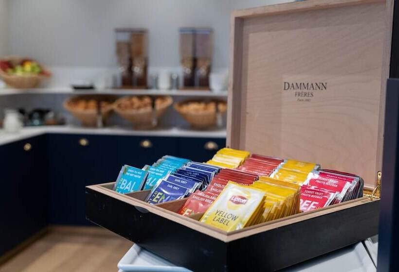 Отель De L'univers