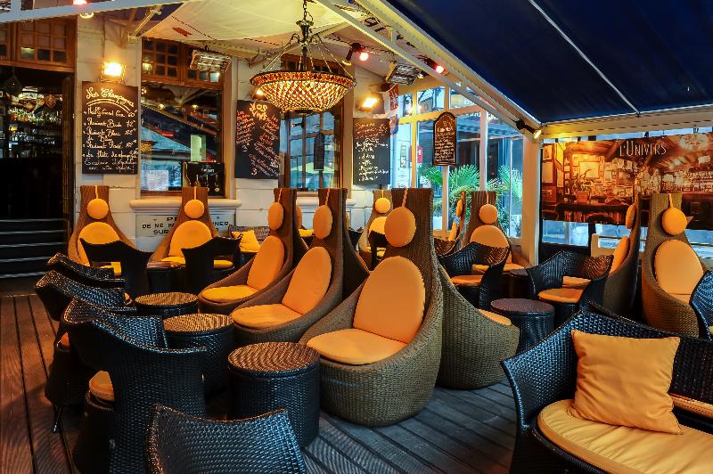 Отель De L'univers