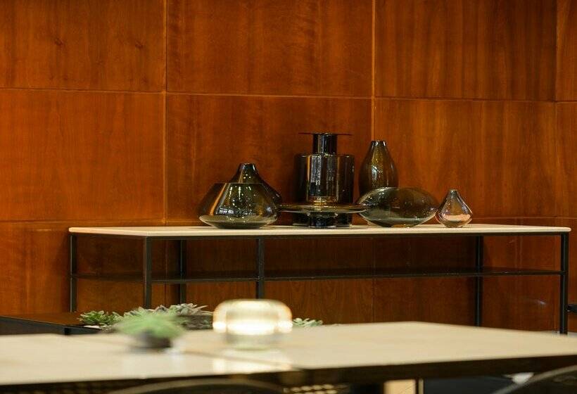 هتل Dom Carlos Liberty