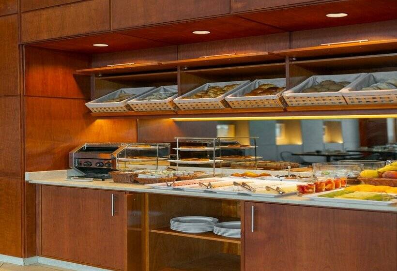 هتل Dom Carlos Liberty