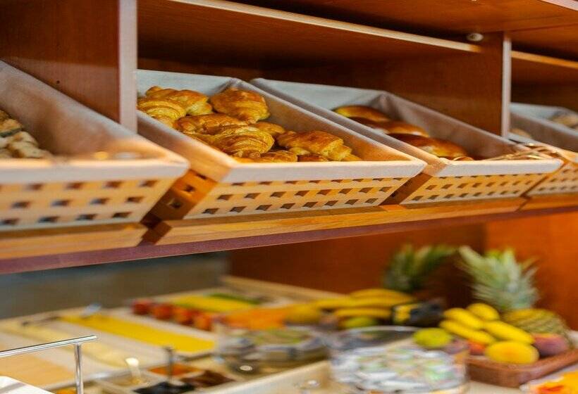 هتل Dom Carlos Liberty