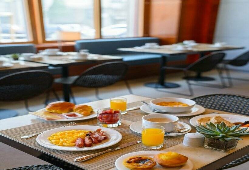 هتل Dom Carlos Liberty