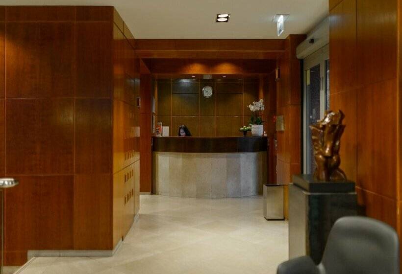 هتل Dom Carlos Liberty