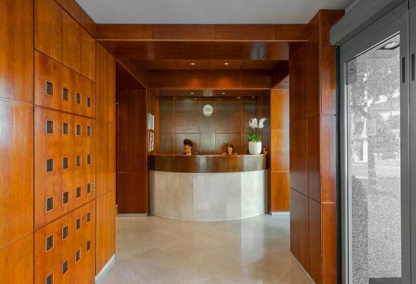 هتل Dom Carlos Liberty