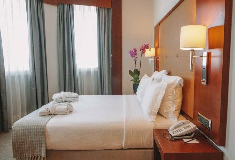 هتل Dom Carlos Liberty