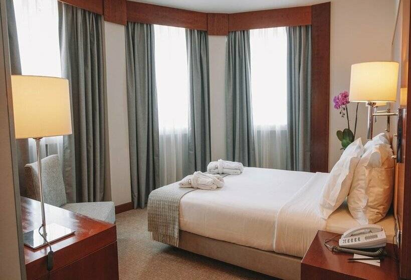 هتل Dom Carlos Liberty