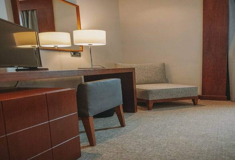 هتل Dom Carlos Liberty