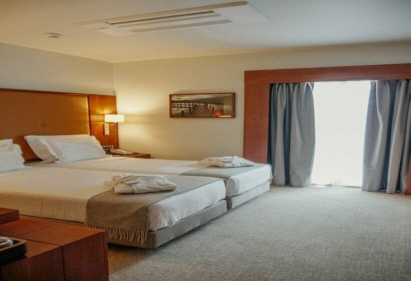 هتل Dom Carlos Liberty