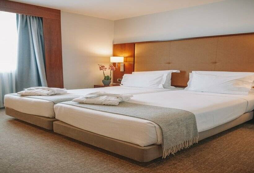 هتل Dom Carlos Liberty