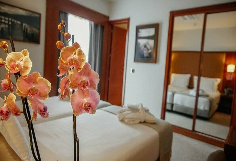 هتل Dom Carlos Liberty