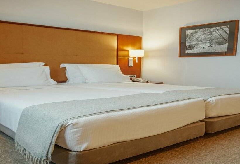 هتل Dom Carlos Liberty