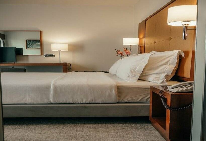 هتل Dom Carlos Liberty