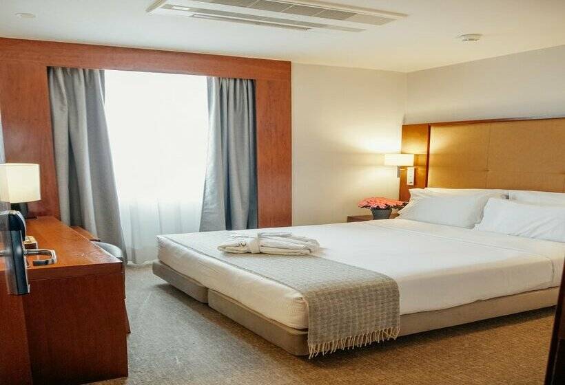 هتل Dom Carlos Liberty